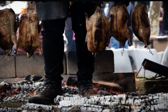 Festival BAH BBQ reúne público e celebra gastronomia de fogo no Vale dos Vinhedos