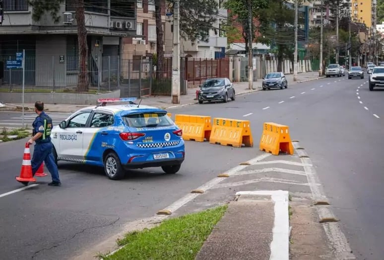 Entre as interdições programadas, destacam-se os bloqueios na avenida Goethe e na rua Mariante. (Foto: Alex Rocha/PMPA / Porto Alegre 24 horas)