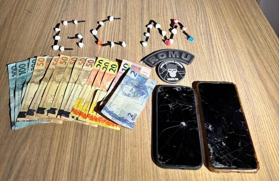 Casal é preso por tráfico de drogas no bairro Vinosul, em Bento Gonçalves
