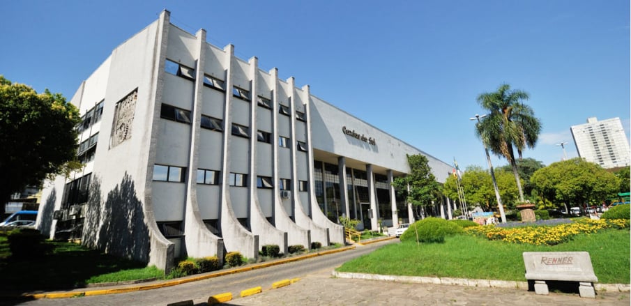 O concurso assegura o percentual de 12% aos candidatos com deficiência e 10% aos candidatos afrodescendentes. (Foto: Divulgação)