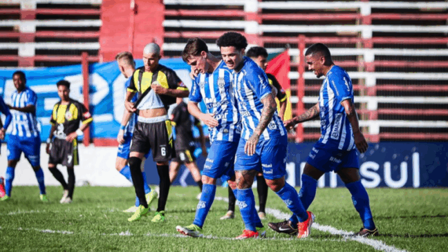 Time de Bento Gonçalves largou na liderança | Foto: Sérgio Galvani/Esportivo
