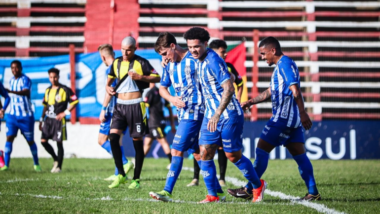 Time de Bento Gonçalves largou na liderança | Foto: Sérgio Galvani/Esportivo
