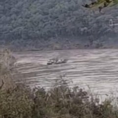 Travessia da balsa de Santa Bárbara é interrompida por correnteza no Rio Taquari
