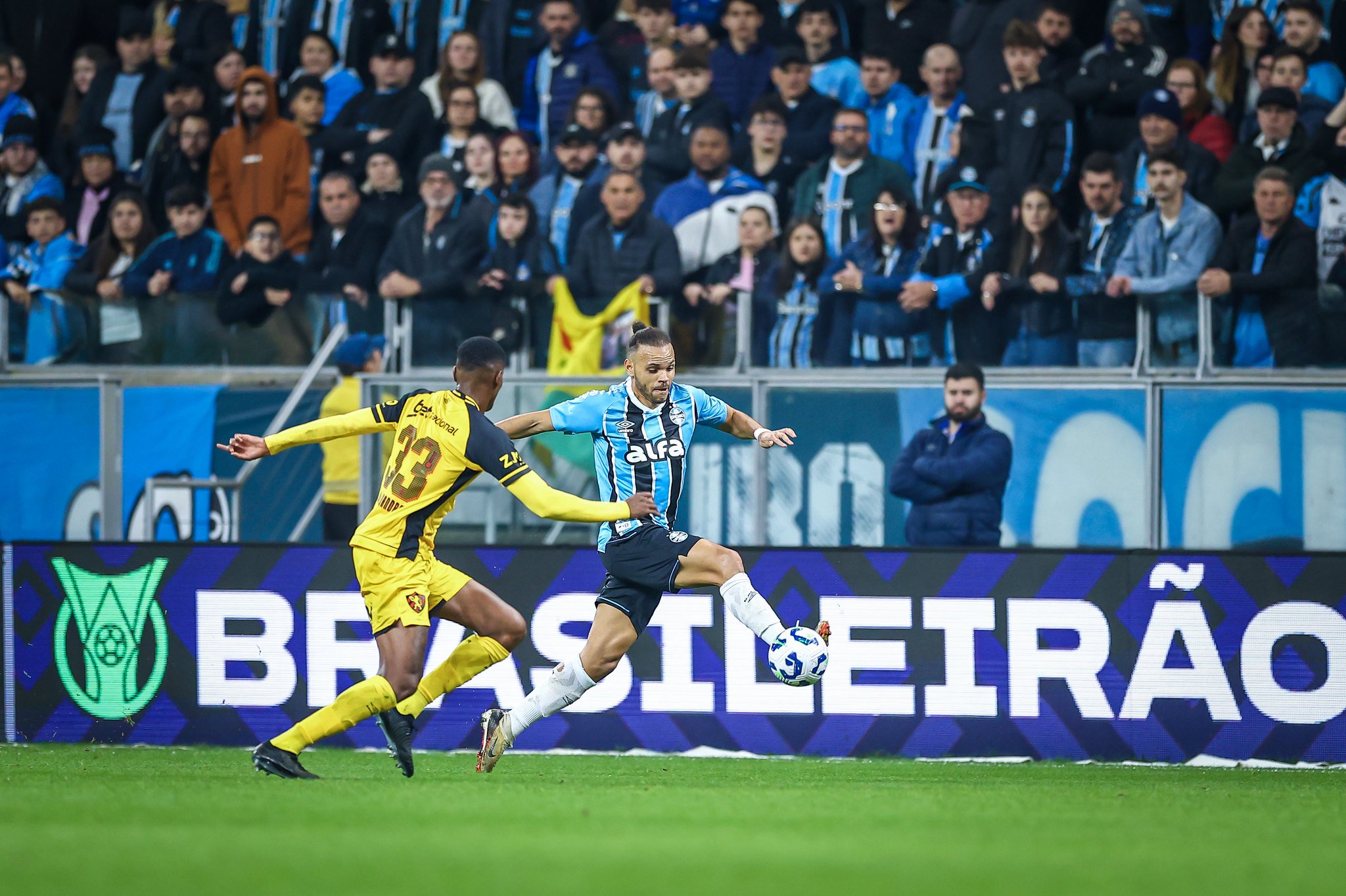 Grêmio informa prazo de recuperação para Braithwaite