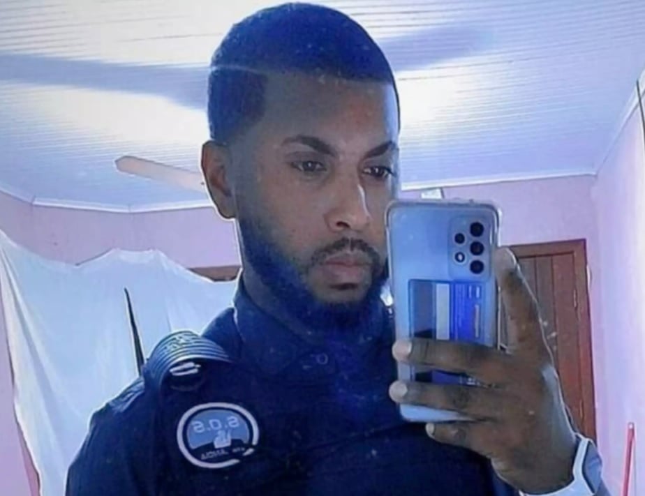Suzano Armero Viera, de 28 anos, exercia a função pela última vez quando foi esfaqueado ao tentar apartar uma briga Suzano Armero Viera, de 28 anos, exercia a função pela última vez quando foi esfaqueado ao tentar apartar uma briga