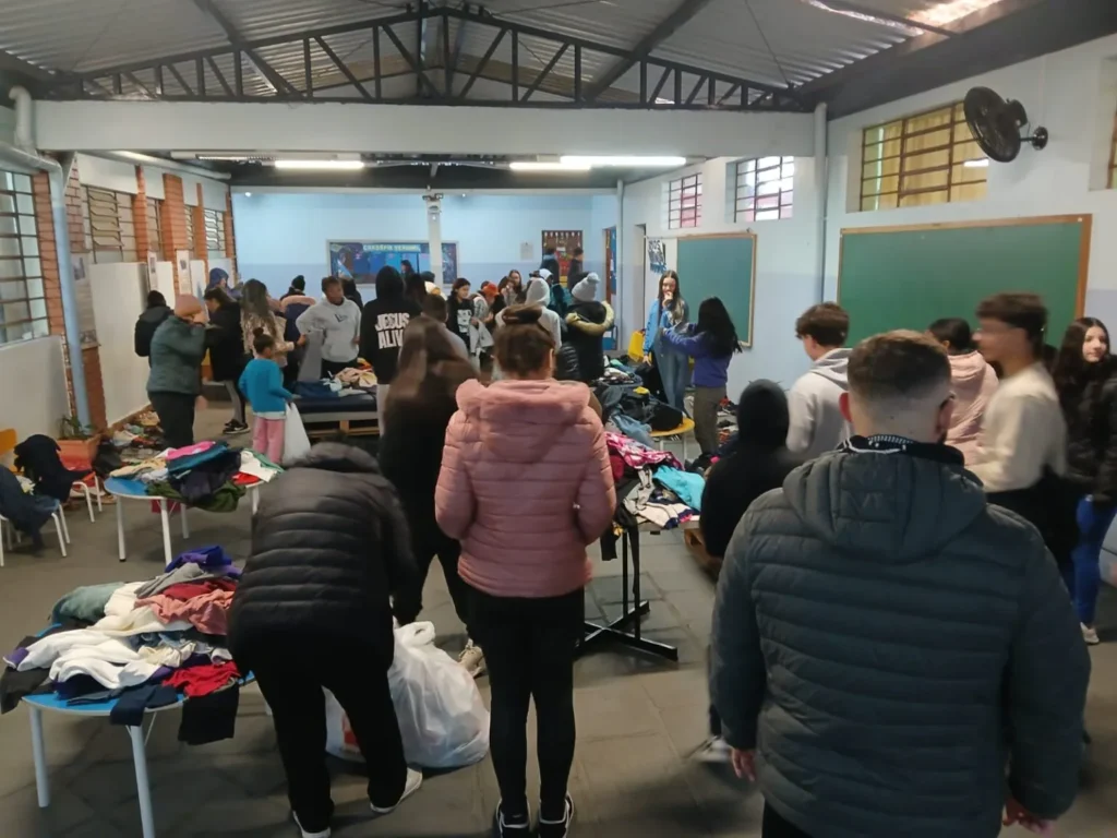 Campanha do Agasalho arrecada 20 mil peças e mantém Central aberta o ano inteiro em Bento Gonçalves