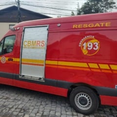 AMBULÂNCIA