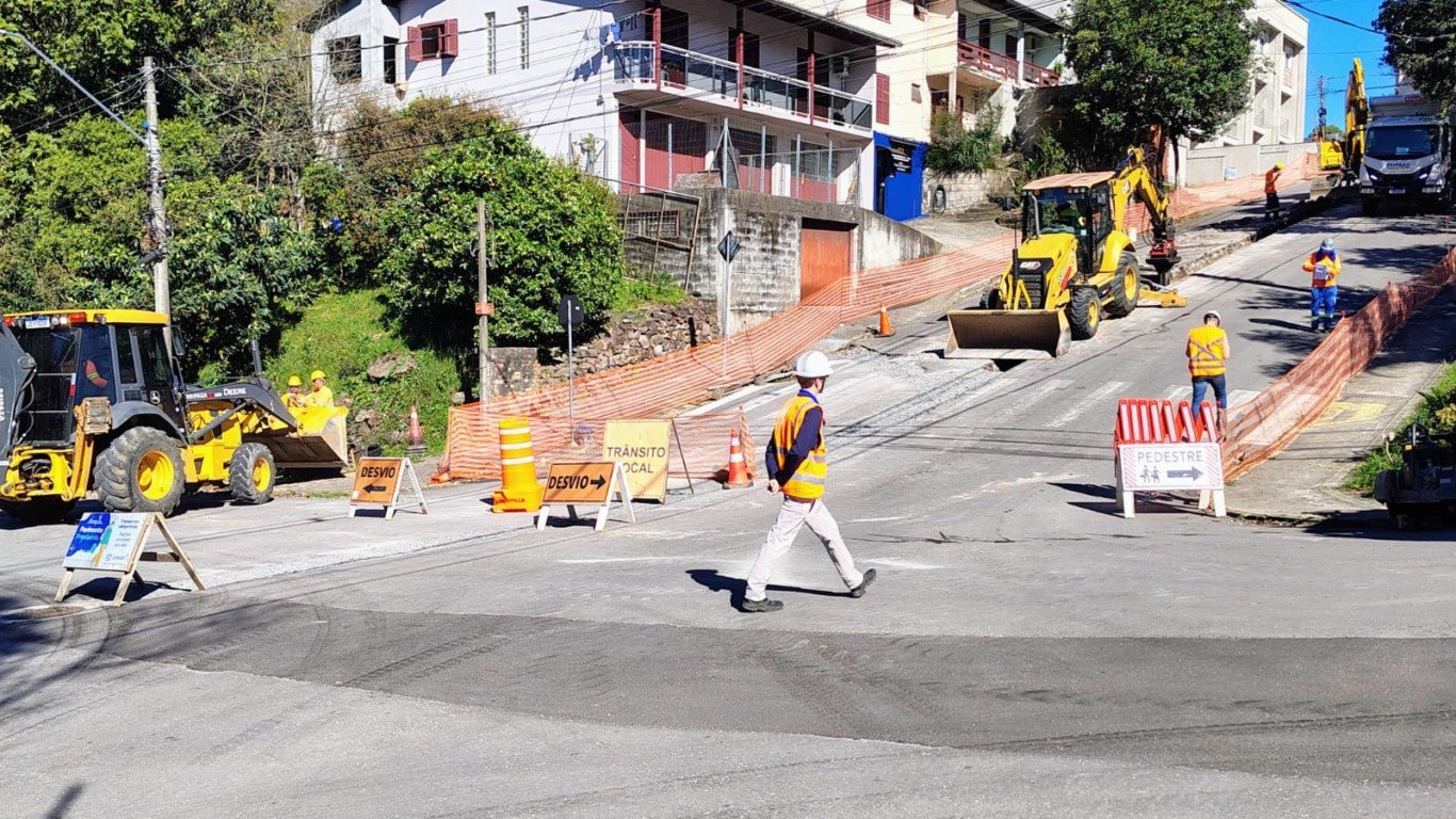 Obras de esgotamento sanitário devem ampliar atendimento em Bento Gonçalves de 6% para 22% em 18 meses