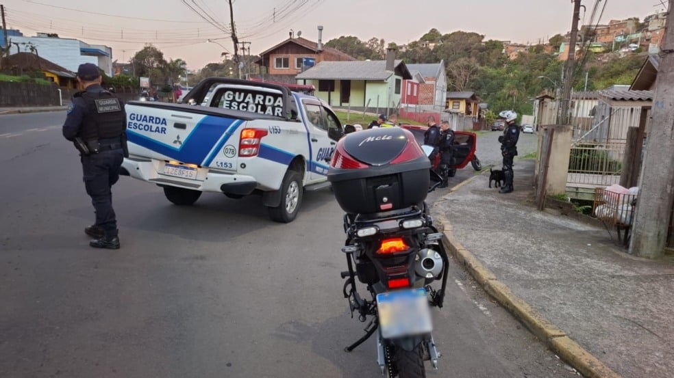 Guarda Municipal de Caxias do Sul recupera carro clonado