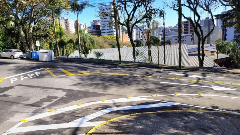 Mudança no trânsito entra em vigor no Centro de Bento Gonçalves nesta quinta (25)