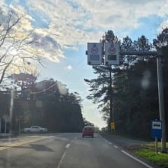 Controladores iguais também foram instalados e já operam na Estrada Geral Santa Bárbara, ligação entre Veranópolis e Cotiporã. (Foto: Didio Luzzatto / Stúdio)