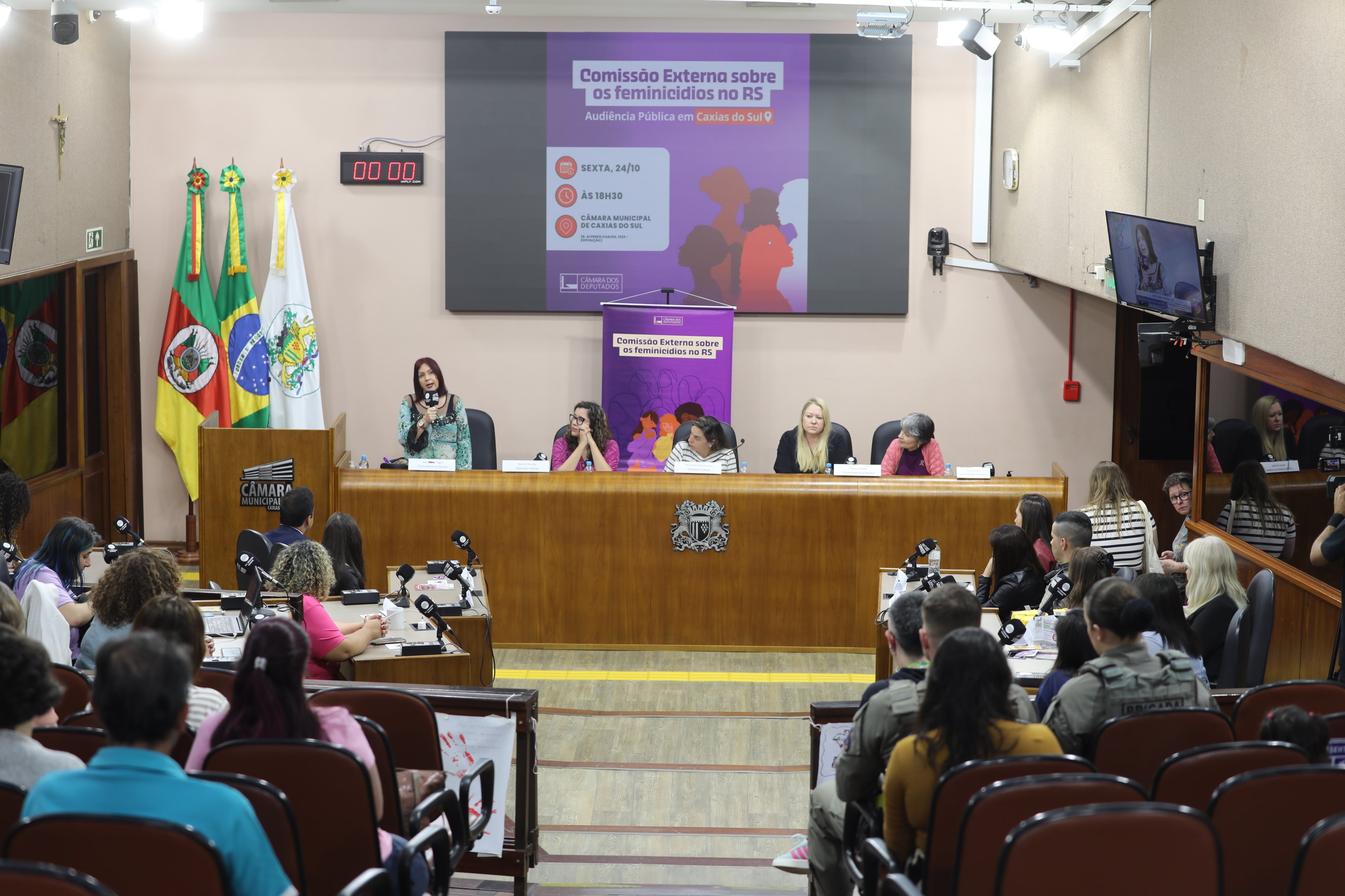Caxias do Sul registra 4,2 mil casos de violência contra a mulher e cobra mais estrutura de proteção Caxias do Sul registra 4,2 mil casos de violência contra a mulher e cobra mais estrutura de proteção