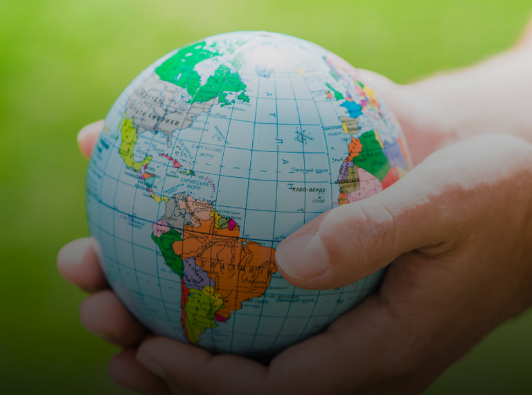 Ação destinará R$ 215 milhões, em bolsas e custeio, ao apoio a projetos de cooperação científica internacional. (Foto: Freepik)