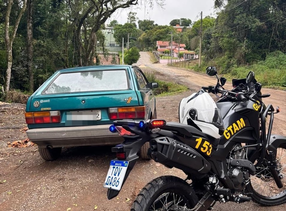 Veículo furtado é recuperado no bairro Santa Marta, em Bento Gonçalves
