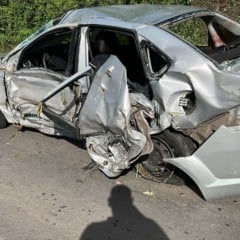 Foto: Veículo envolvido em acidente fatal na BR-470, em Garibaldi. Imagem: Adilson Locatelli/Rádio A Voz FM