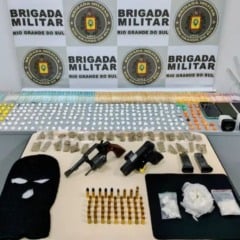 Brigada Militar prende três homens por tráfico de drogas e apreende armas em Nova Prata