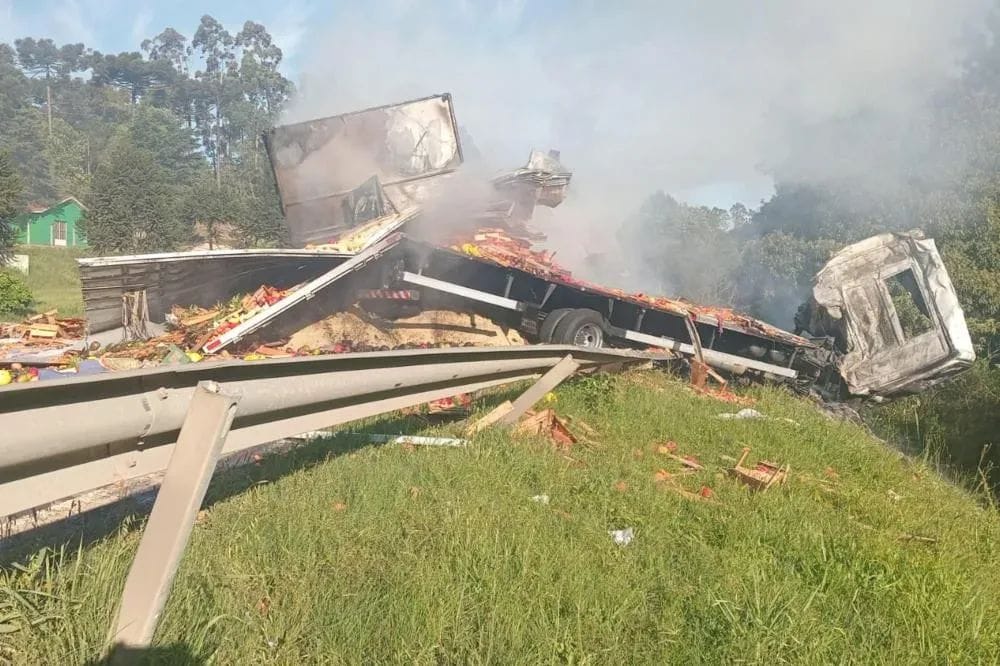 Morador de Garibaldi morre em colisão frontal na BR-386, em Fontoura Xavier Morador de Garibaldi morre em colisão frontal na BR-386, em Fontoura Xavier