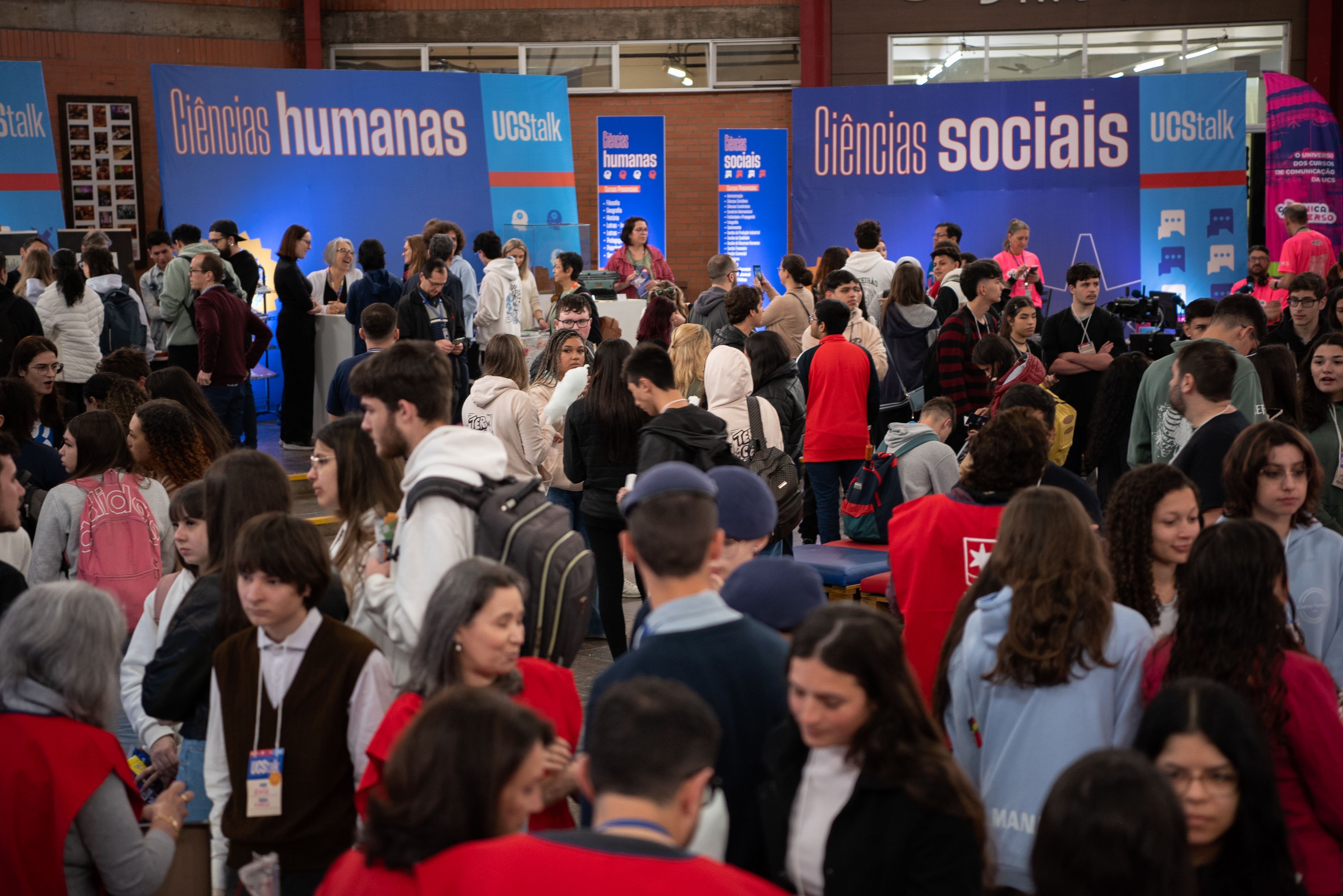 Evento orienta estudantes do Ensino Médio na escolha de carreira na Serra Gaúcha