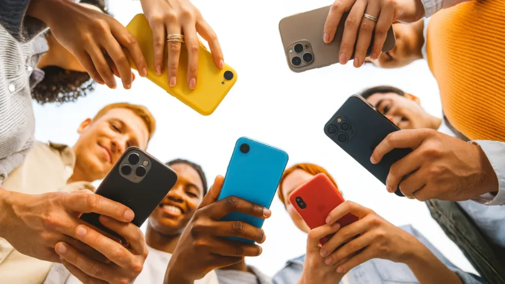 Conheça o ranking das redes sociais mais usadas no Brasil em 2025