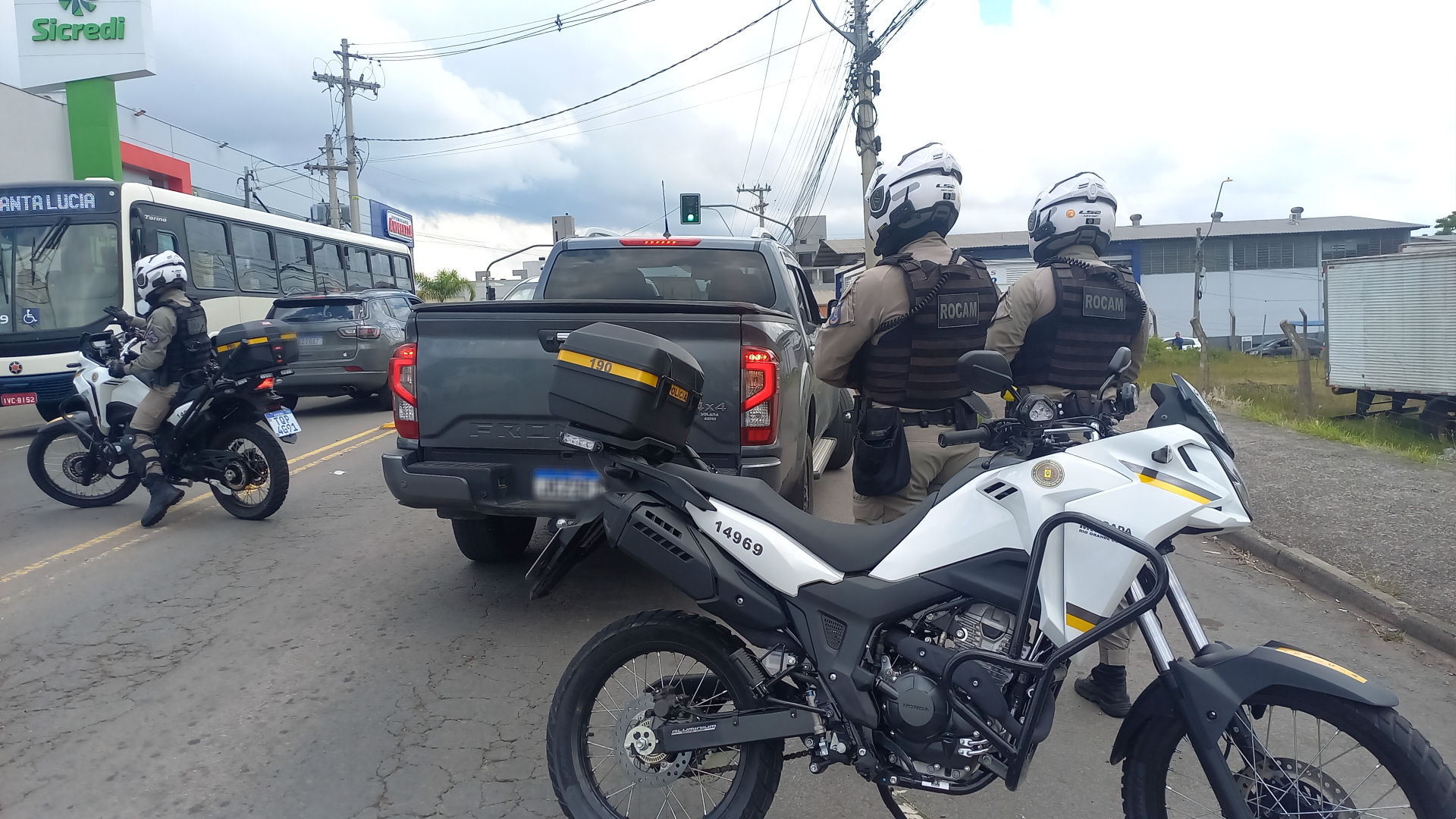 Homem é preso com caminhonete furtada em Caxias do Sul