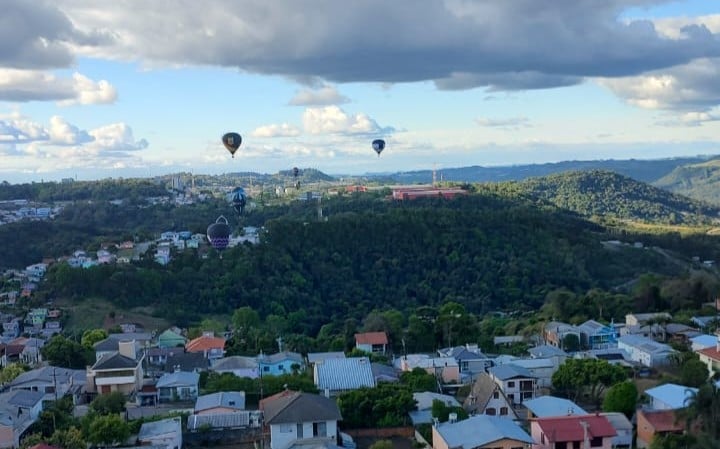 Festival de balonismo colore o céu de Bento Gonçalves neste final de semana Festival de balonismo colore o céu de Bento Gonçalves neste final de semana