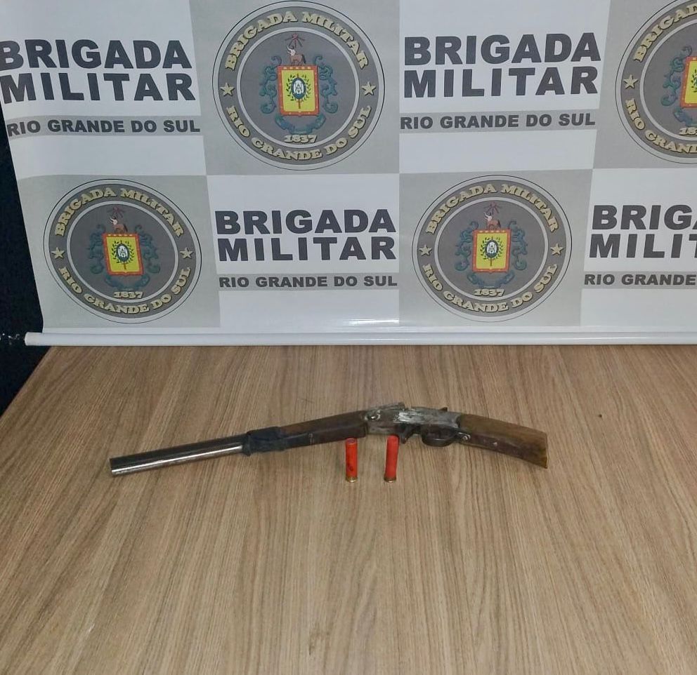 Um homem, de 42 anos, foi preso no bairro Aparecida, em Carlos Barbosa. (Foto: 3º Bpat)