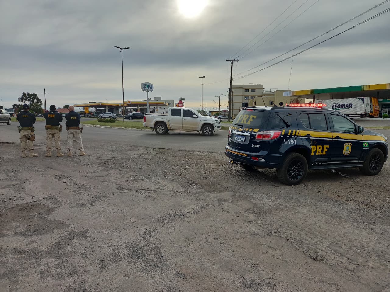 PRF retira 31 motoristas das rodovias durante Festival de Balonismo e Festa da Maçã em Vacaria
