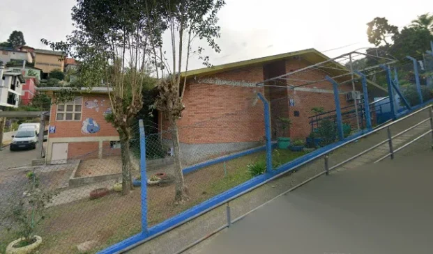 Escola Municipal de Educação Infantil Primeiros Passos, no bairro Conceição.