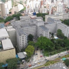 Criado a partir da necessidade de um hospital-escola moderno para a Faculdade de Medicina da USP, começou a ser planejado em 1915. (Foto: Reprodução)