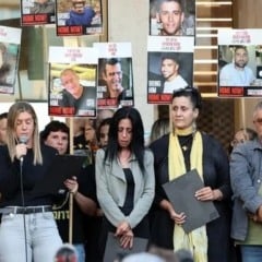  A troca de prisioneiros começará na manhã de segunda-feira, conforme acordado. (Foto: AFP)