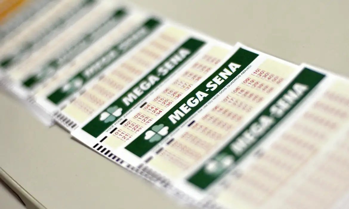 Aposta simples leva prêmio de R$ 96 milhões da Mega-Sena Aposta simples leva prêmio de R$ 96 milhões da Mega-Sena