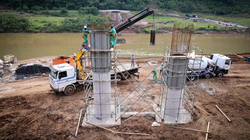 Com investimento de R$ 31,3 milhões, a nova ponte Santa Bárbara será mais extensa, mais alta e mais segura do que a anterior - Foto: Fabrício Santos/Selt