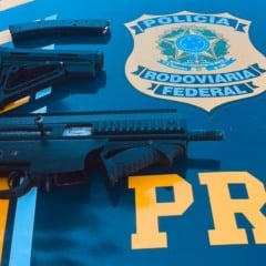 PRF prende motorista com submetralhadora artesanal na BR-470, em Garibaldi