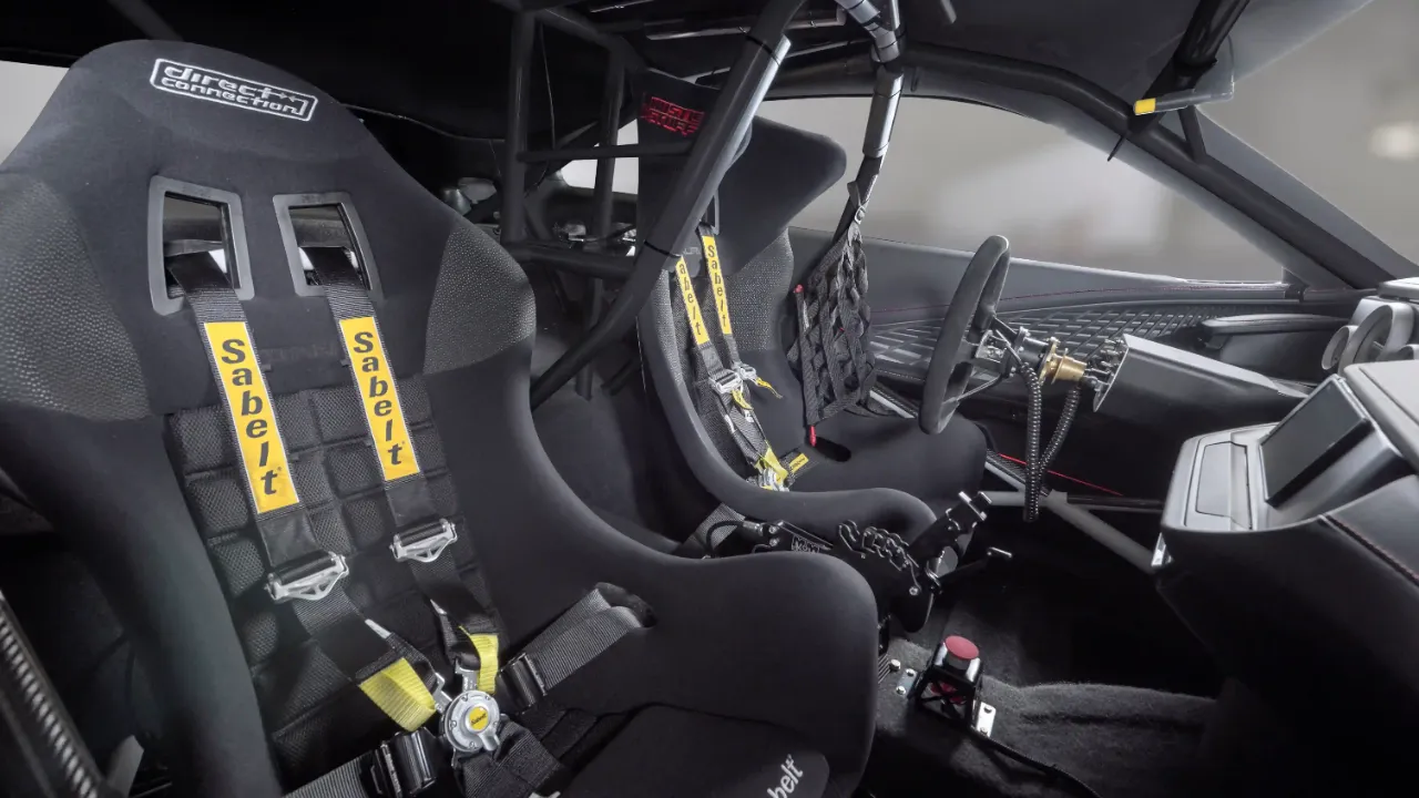 Dodge Charger Hustle Stuff Drag Pak - Foto: Divulgação