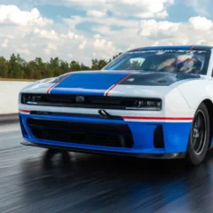 Dodge Charger Hustle Stuff Drag Pak - Foto: Divulgação