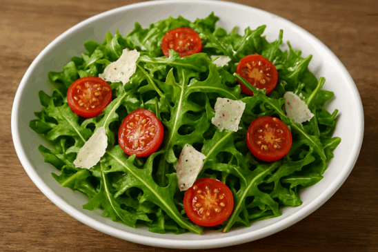 Cozinha Viva: Salada de rúcula com tomate e queijo parmessão