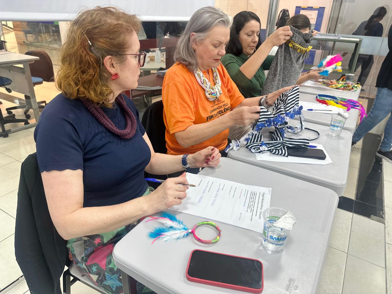 Projeto “Renda e Ritmo” define finalistas para concurso de fantasias de Carnaval em Caxias do Sul