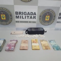 Mulher é presa com 96 porções de crack em Caxias do Sul
