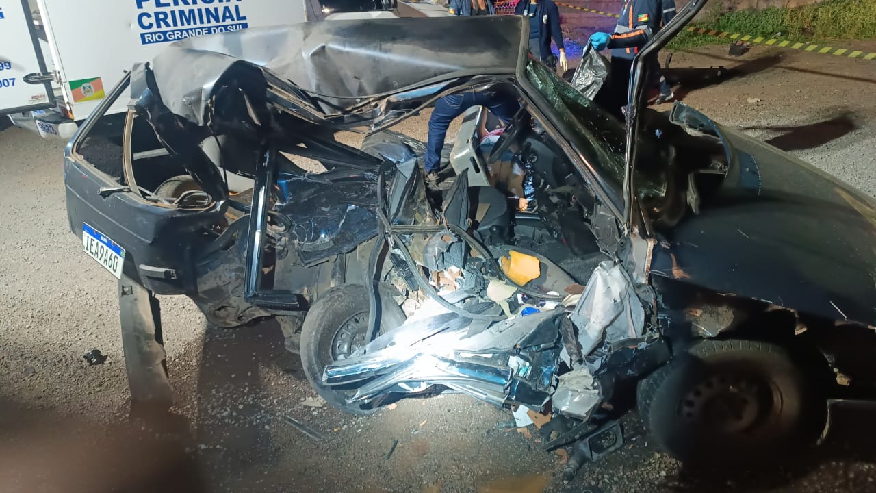 Duas pessoas morrem em acidente de trânsito na BR-116, em São Marcos