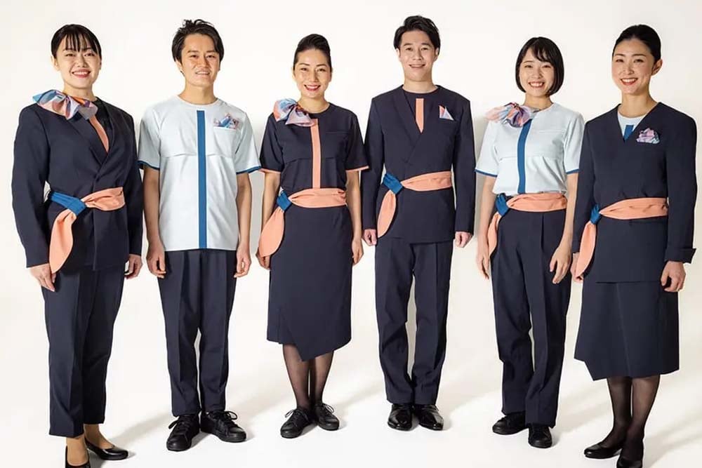 Companhias aéreas flexibilizam vestimentas de comissários