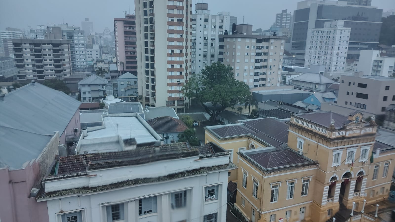 Defesa Civil mantém monitoramento diante da previsão de chuva intensa em Bento Gonçalves