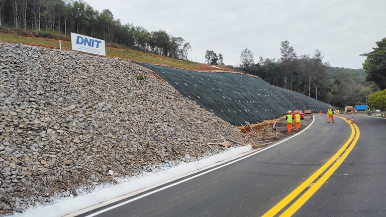 DNIT realiza serviços em rodovias da Serra Gaúcha e alerta para alterações no trânsito
