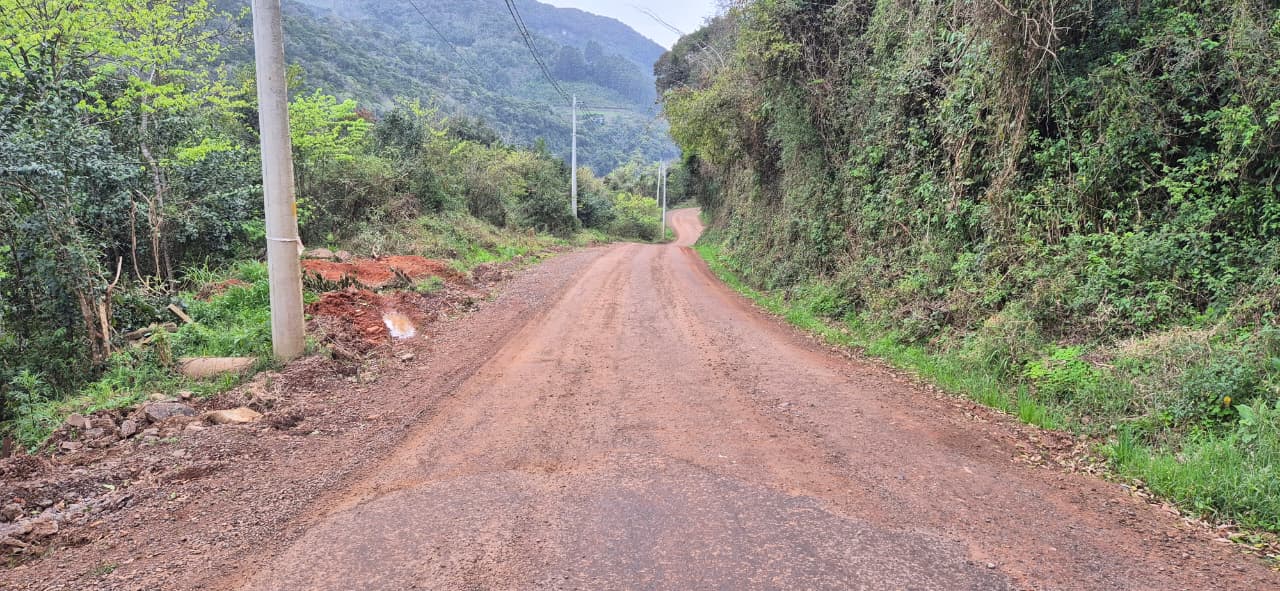 Caxias do Sul autoriza início do asfaltamento da Estrada Claudino Antônio da Costa