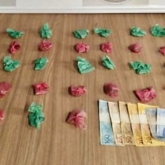 Jovem é preso por tráfico de drogas no bairro Aparecida, em Carlos Barbosa