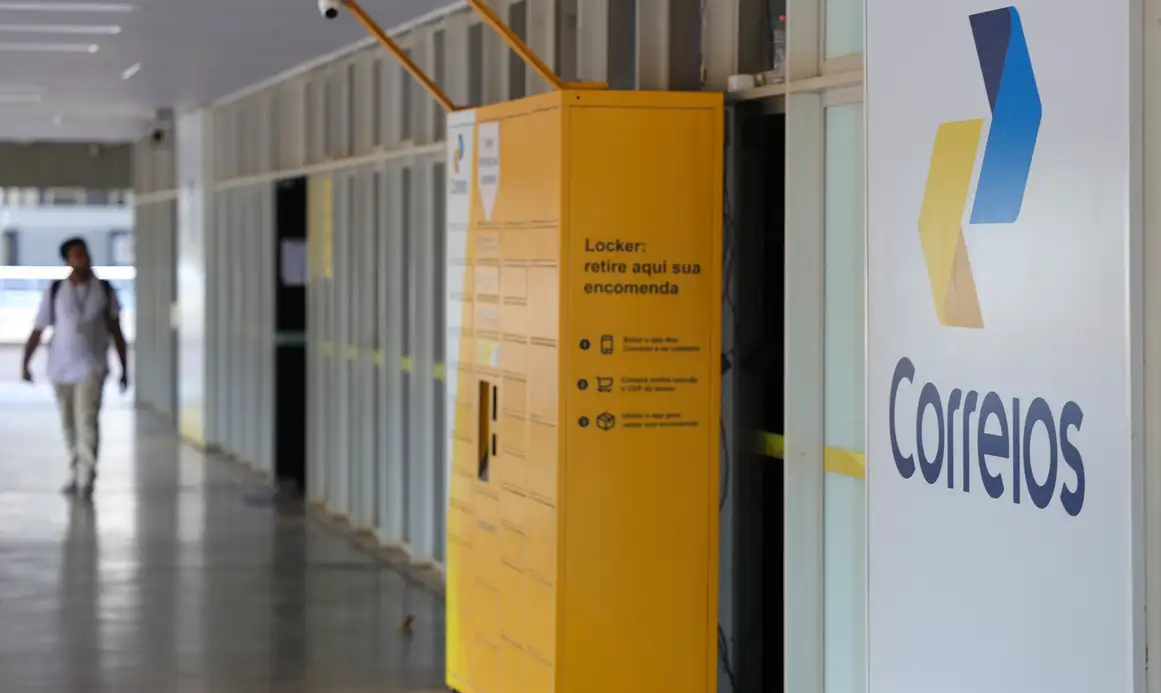 Correios capta R$ 12 bilhões e anuncia plano para reduzir R$ 5 bilhões em despesas até 2028