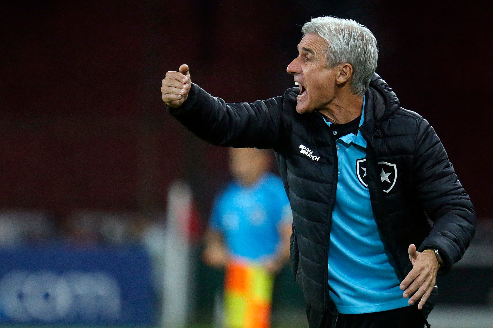 Grêmio se aproxima de acerto com o técnico Luis Castro