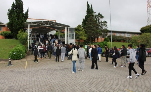 Candidatos no Campus Farroupilha