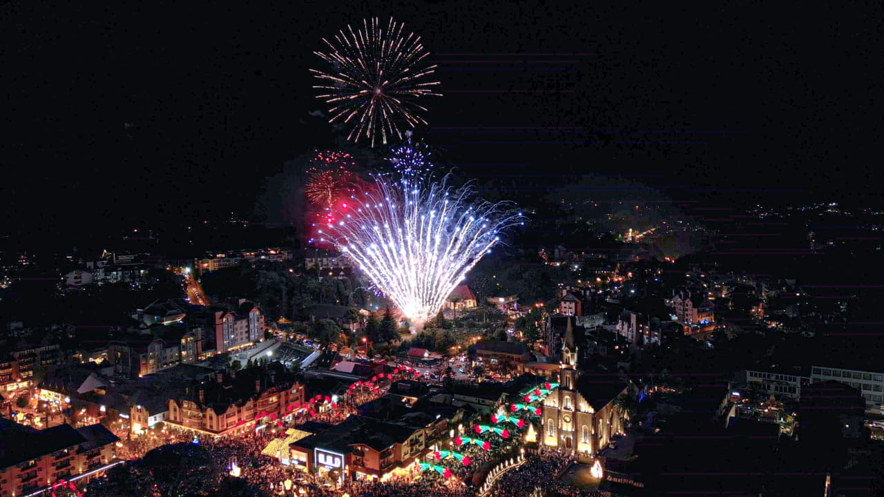 Réveillon em Gramado terá oito minutos de queima de fogos e show na Rua Coberta