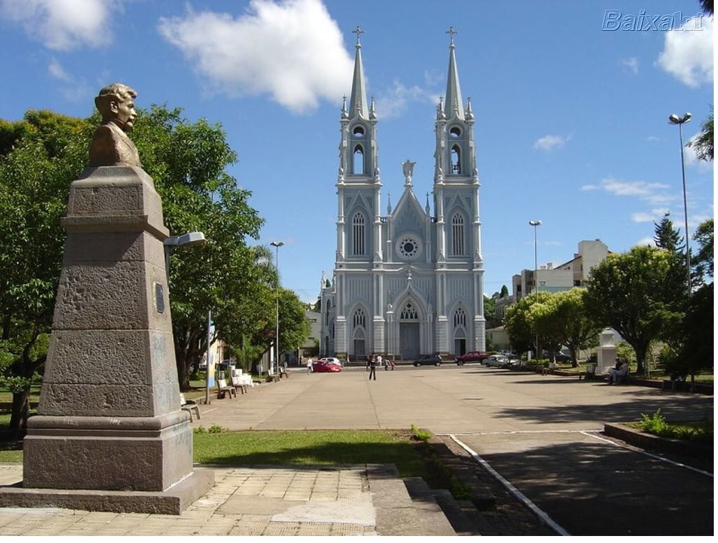 Homem é preso após ameaçar atear fogo em mulheres, em Guaporé