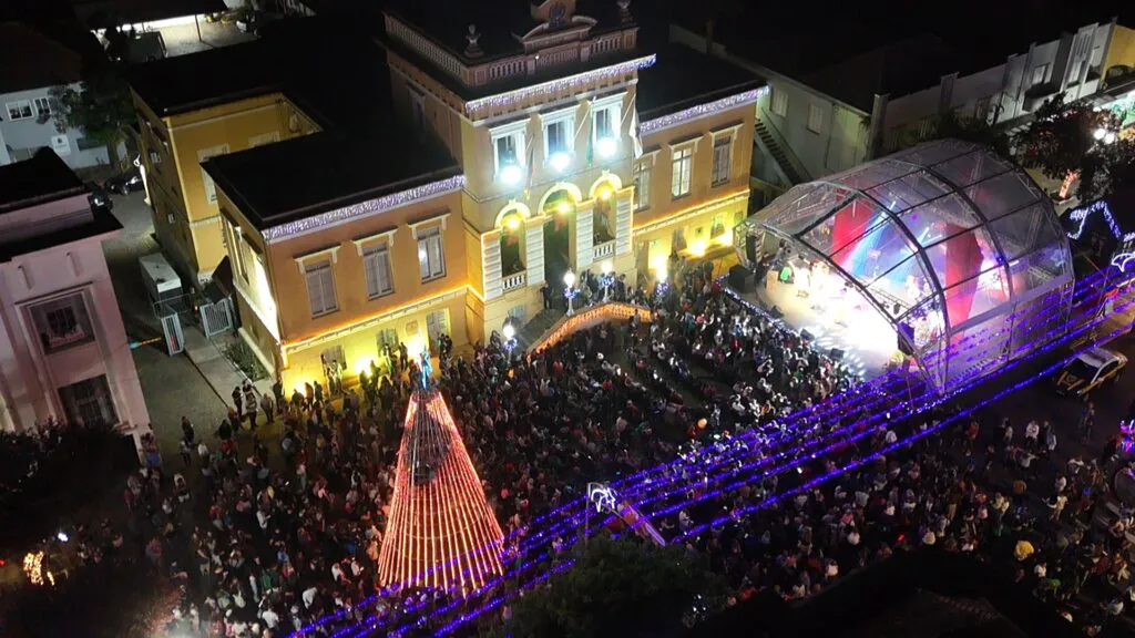 Últimos dias do Natal Bento 2025 reúnem atrações culturais e clima festivo em Bento Gonçalves